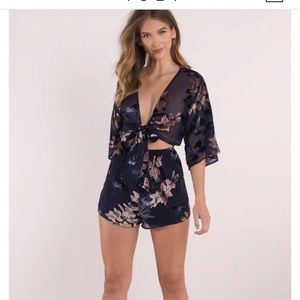 Tobi navy/floral romper